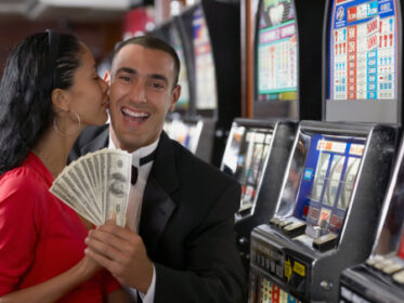 how much can a casino payout in cash